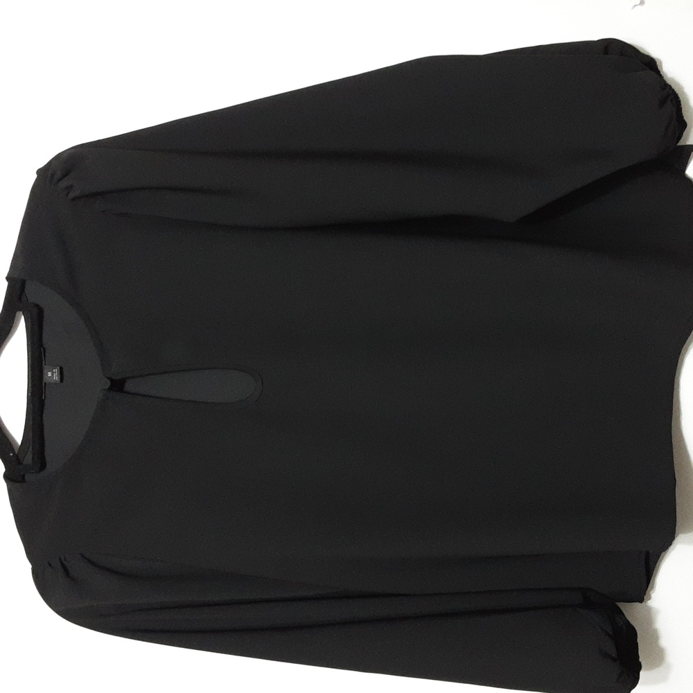 J. CREW Black Ruffle Balloon Sleeves front‎ Cut Out Top